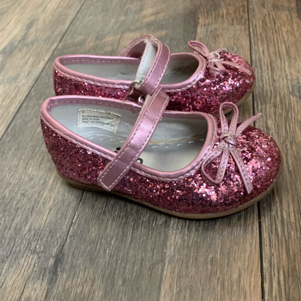 Circo Baby/Toddler Pink Shoes. EUC - Picture 2 of 5